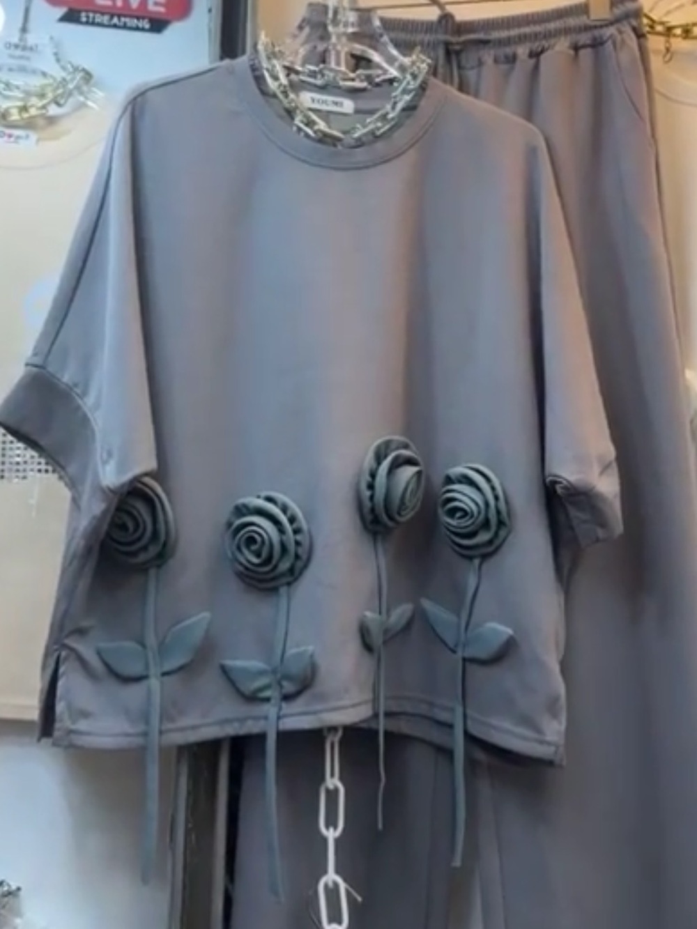 Gray Floral Appliqué Short Sleeve Top